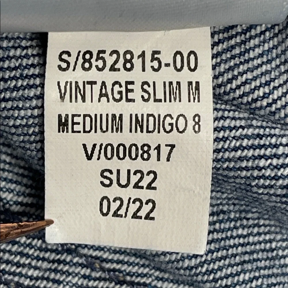 NWOT Gap Vintage Slim Mid Rise Raw Hem Medium Indigo Denim Jeans 34 / 18R